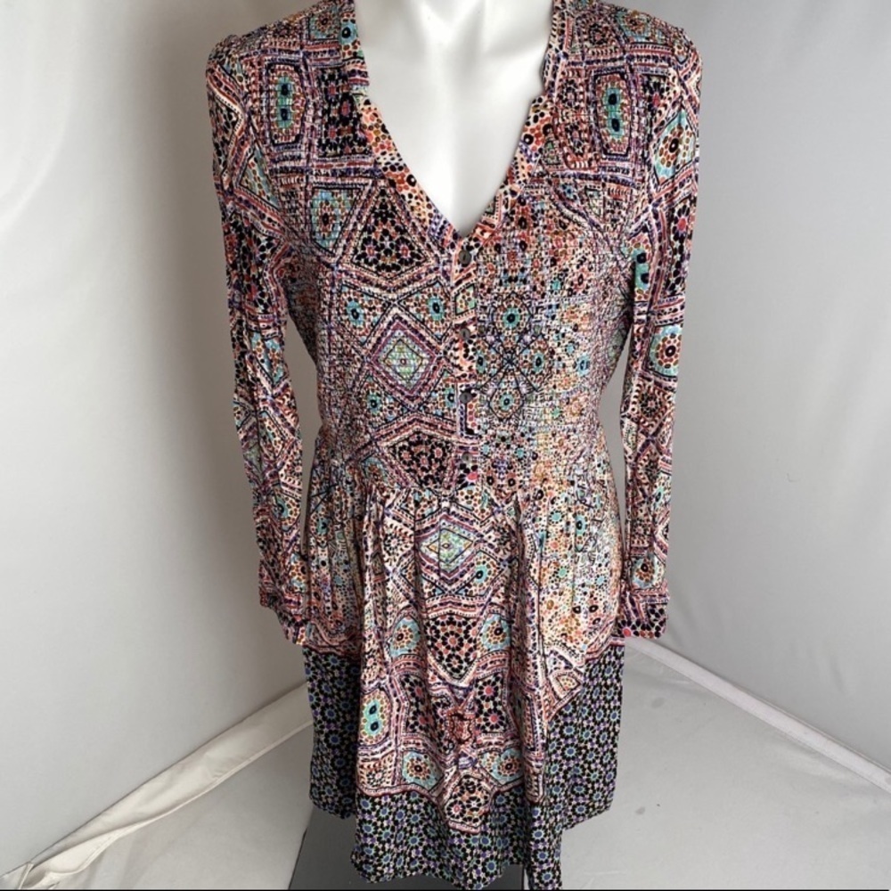 Anthropologie Maeve Amethyst Medallion multicolor long sleeve v-neck dress